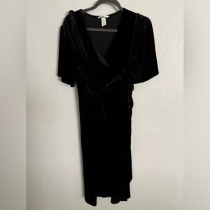 Velvet winter maternity dress